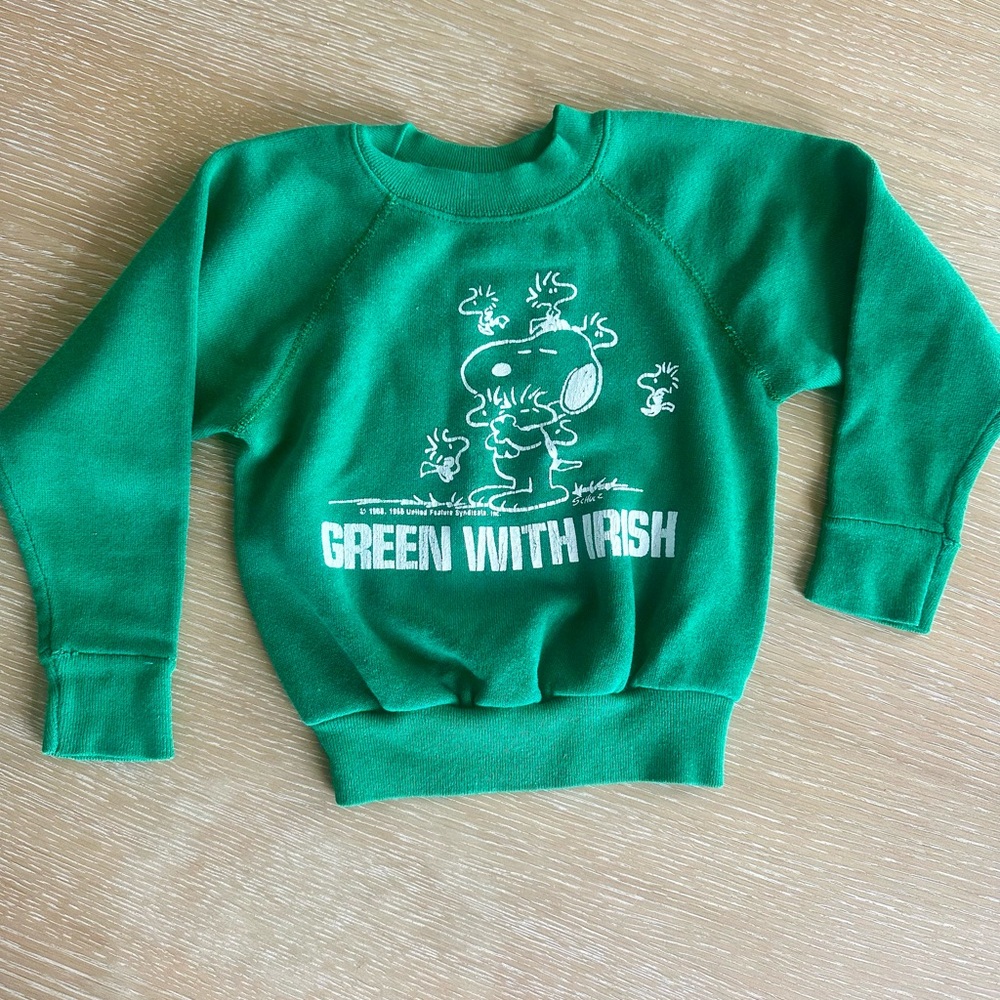 Vintage Snoopy Peanuts Green Irish Graphic Sweatshirt